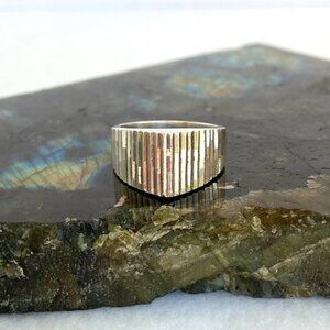 Solid Sterling Silver 925 SU Mexico Peaked Diamond Cut Step Band Ring 5.75"